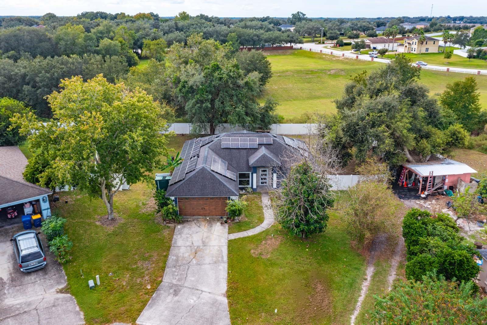 Listing photo 2 for 3905 Whispering Pine Ct
