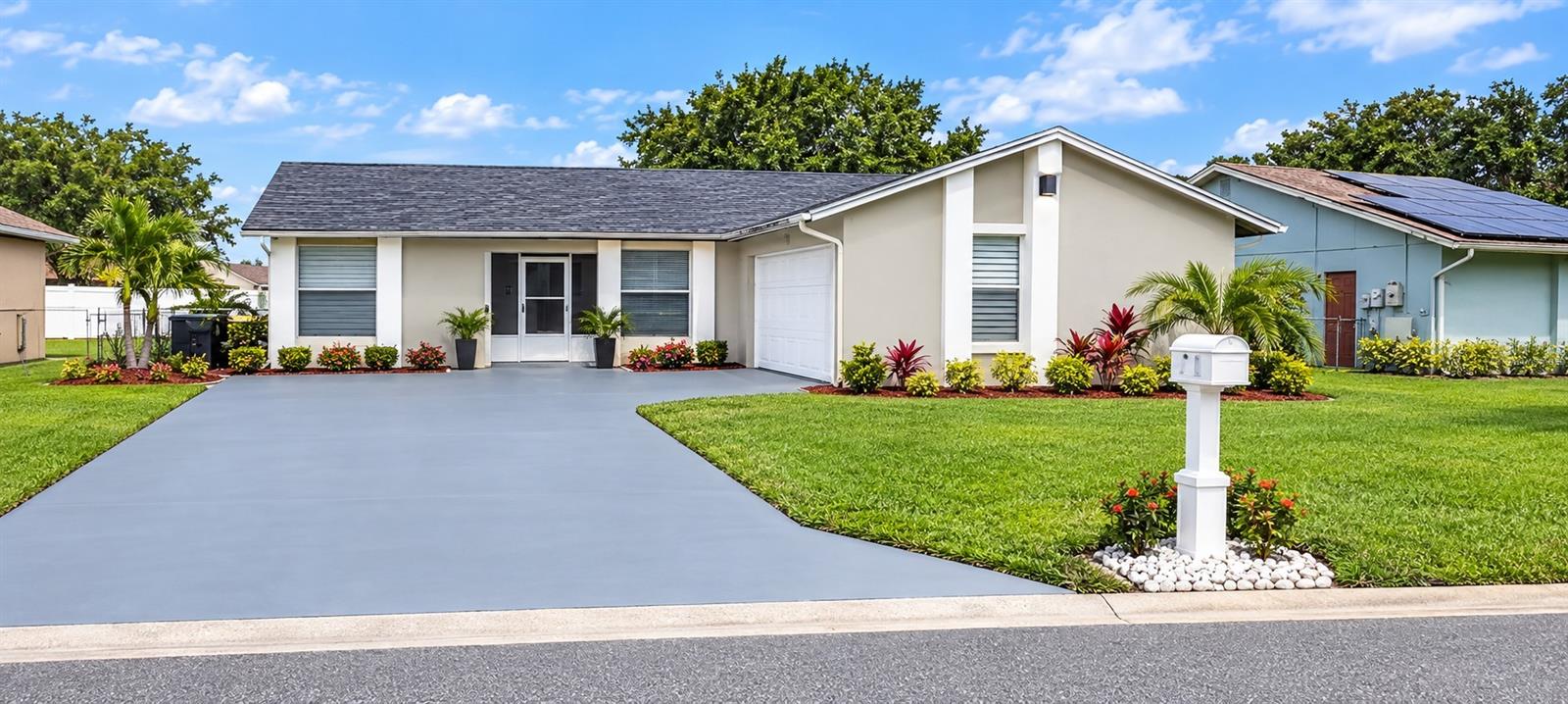 Listing photo for 711 Wedge Ln
