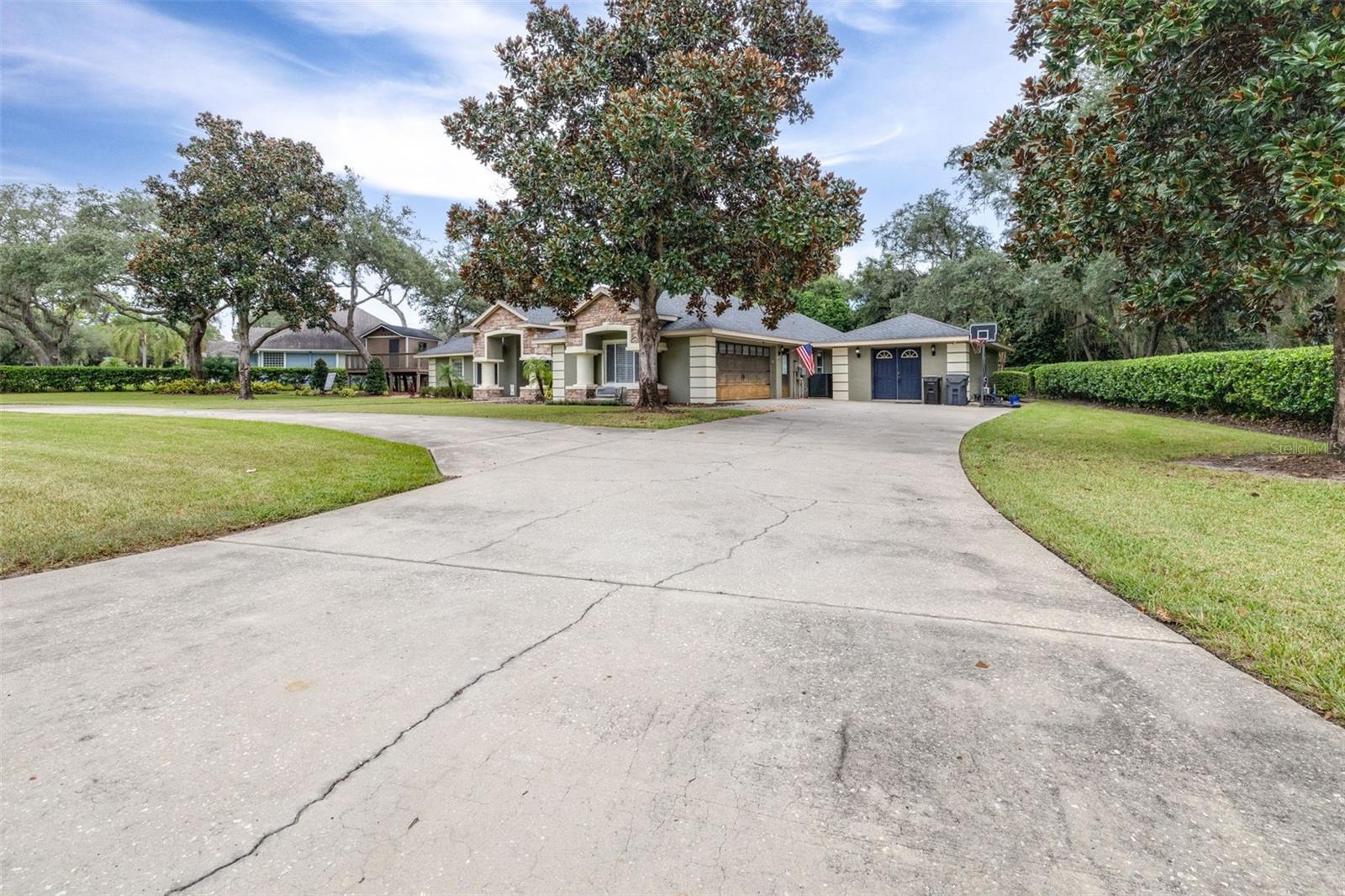 Listing photo for 86 Pine Forest Ln