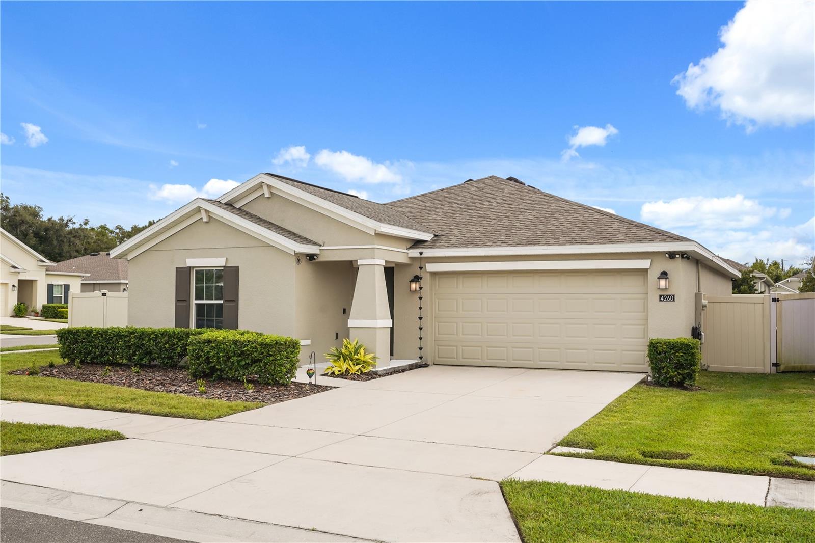 Listing photo 1 for 4260 Green Gables Pl