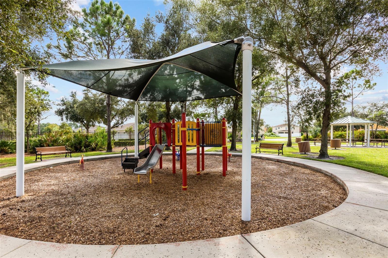 Listing photo 2 for 3609 Sail Harbor Dr