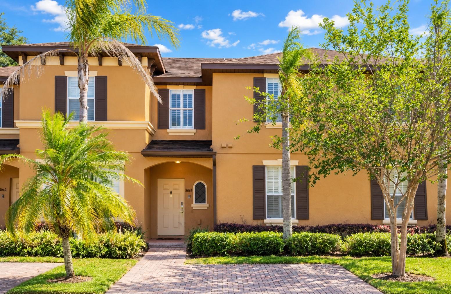 Listing photo 1 for 3632 Calabria Ave