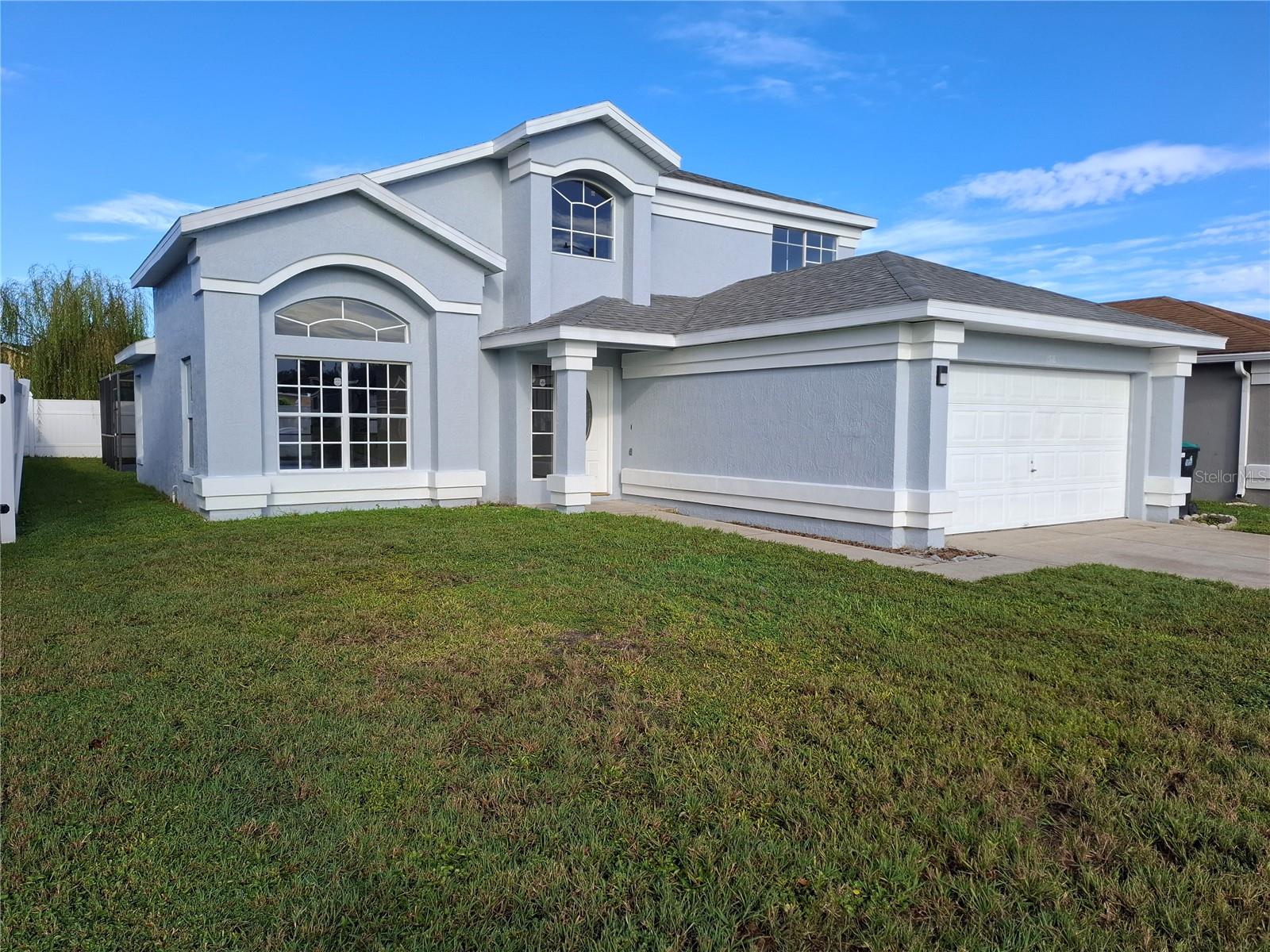 Listing photo 1 for 1518 Avleigh Cir