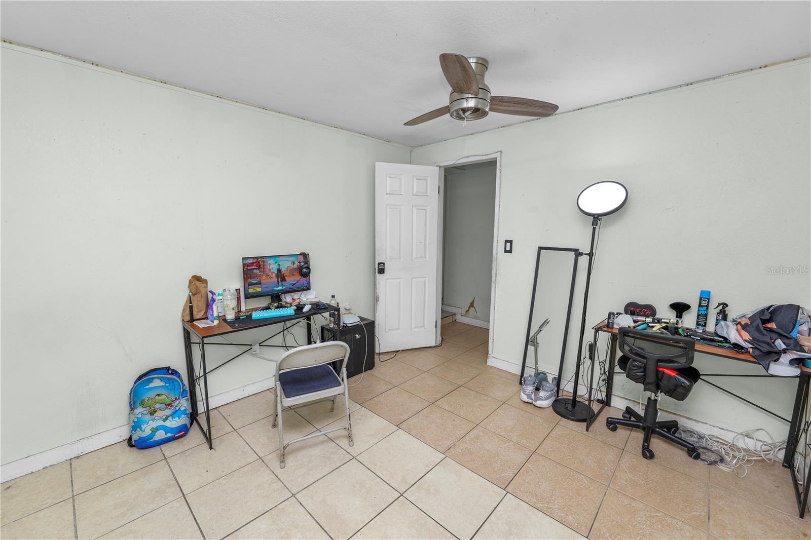 Listing photo 3 for 1822 Moose Dr