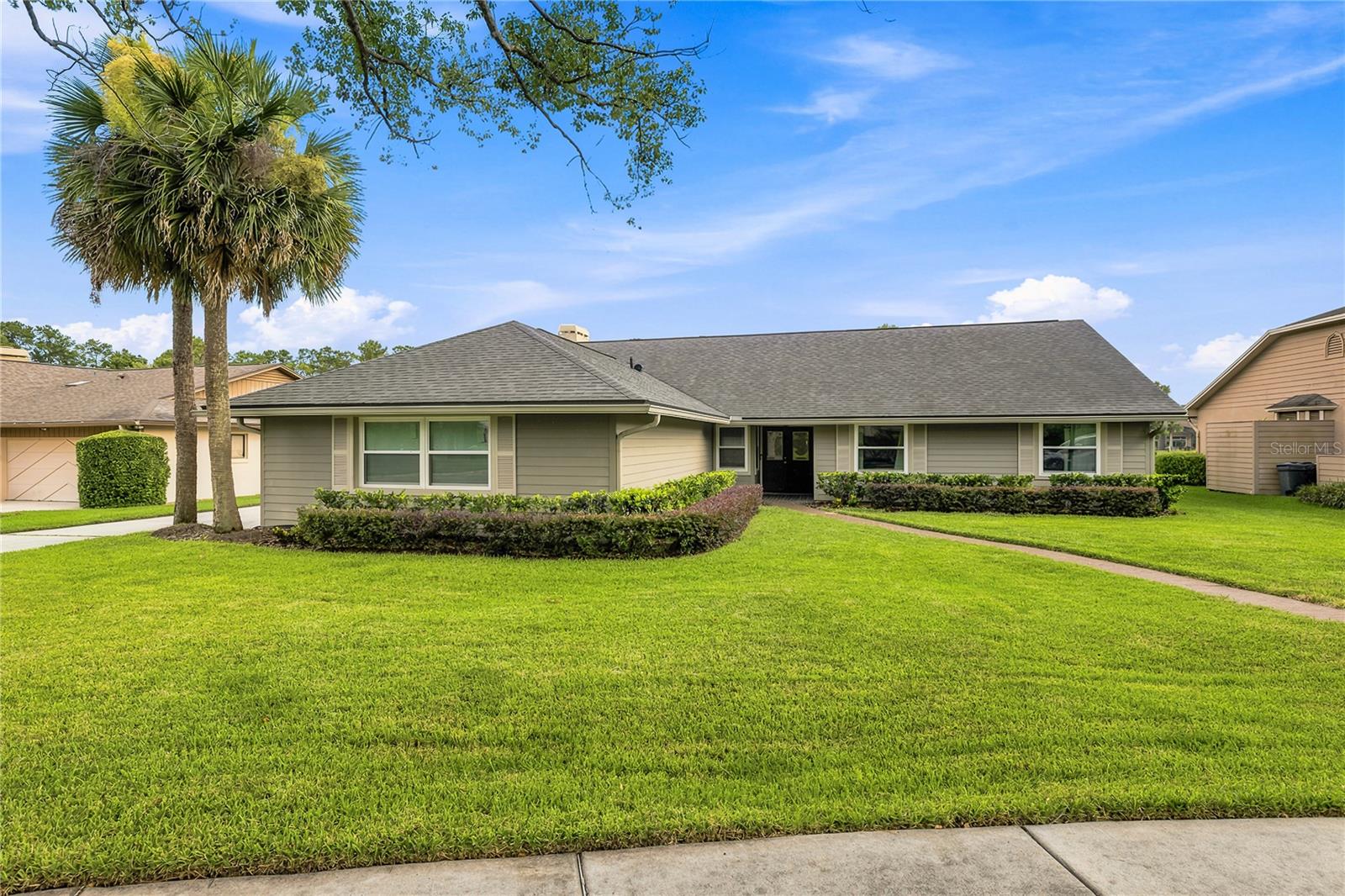 Listing photo 1 for 434 Twisting Pine Cir