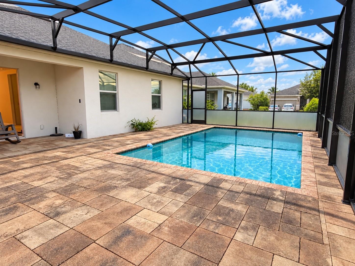 Listing photo 2 for 156 Trinity Ridge Cir