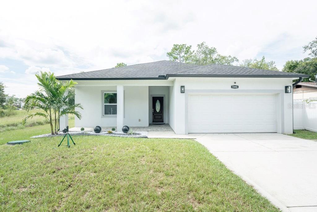 Listing photo 1 for 1846 Knight Ave