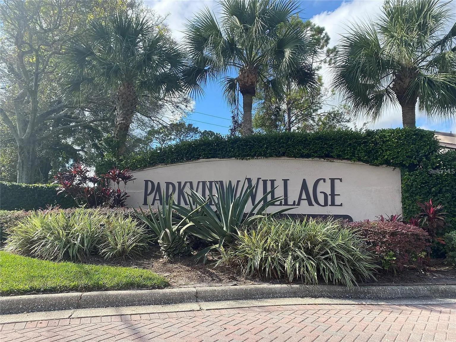 Listing photo 3 for 3032 Antique Oaks Cir #145