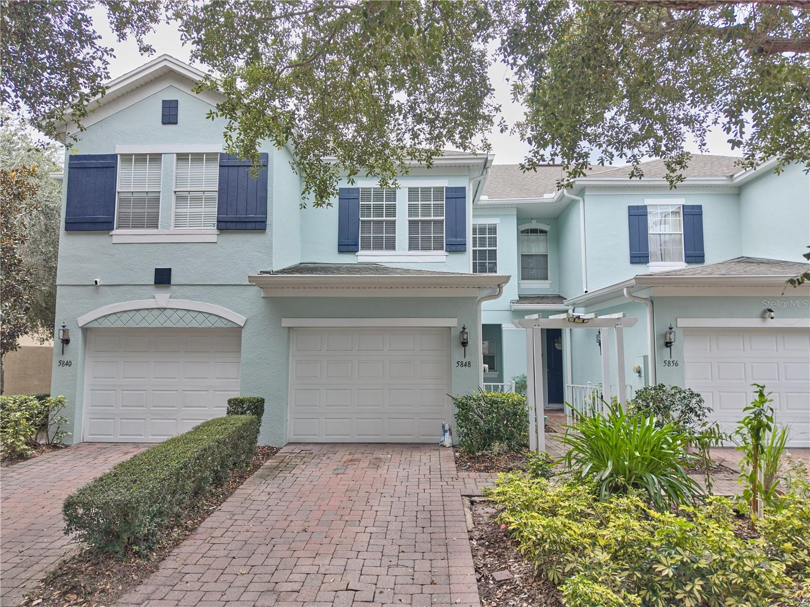 Listing photo 1 for 5848 Strada Capri Way