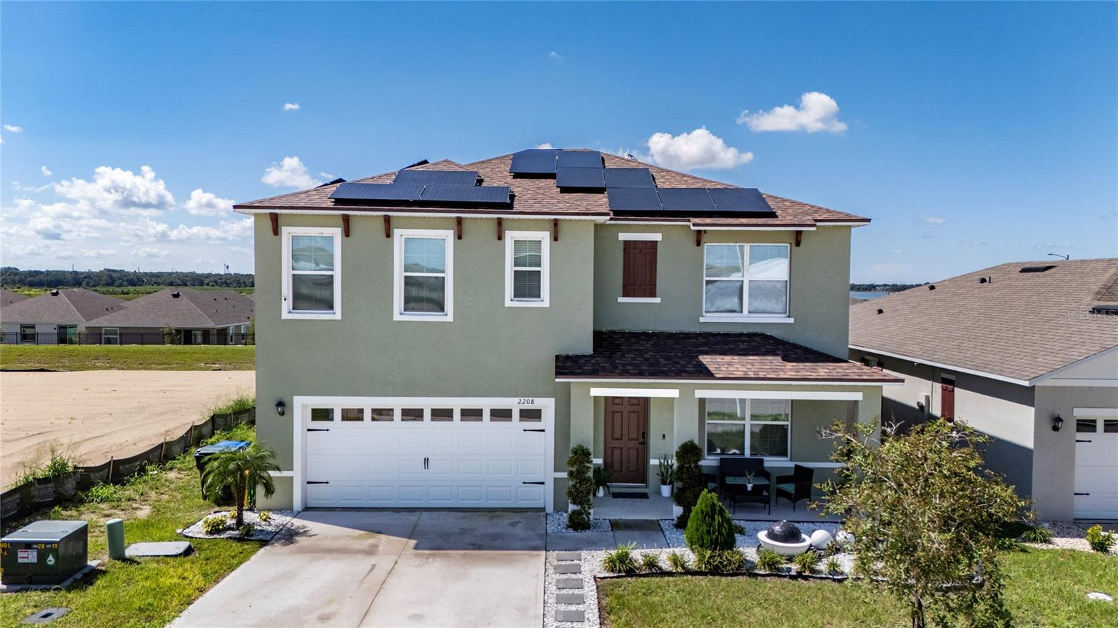 Listing photo 2 for 2208 Canaan Dr