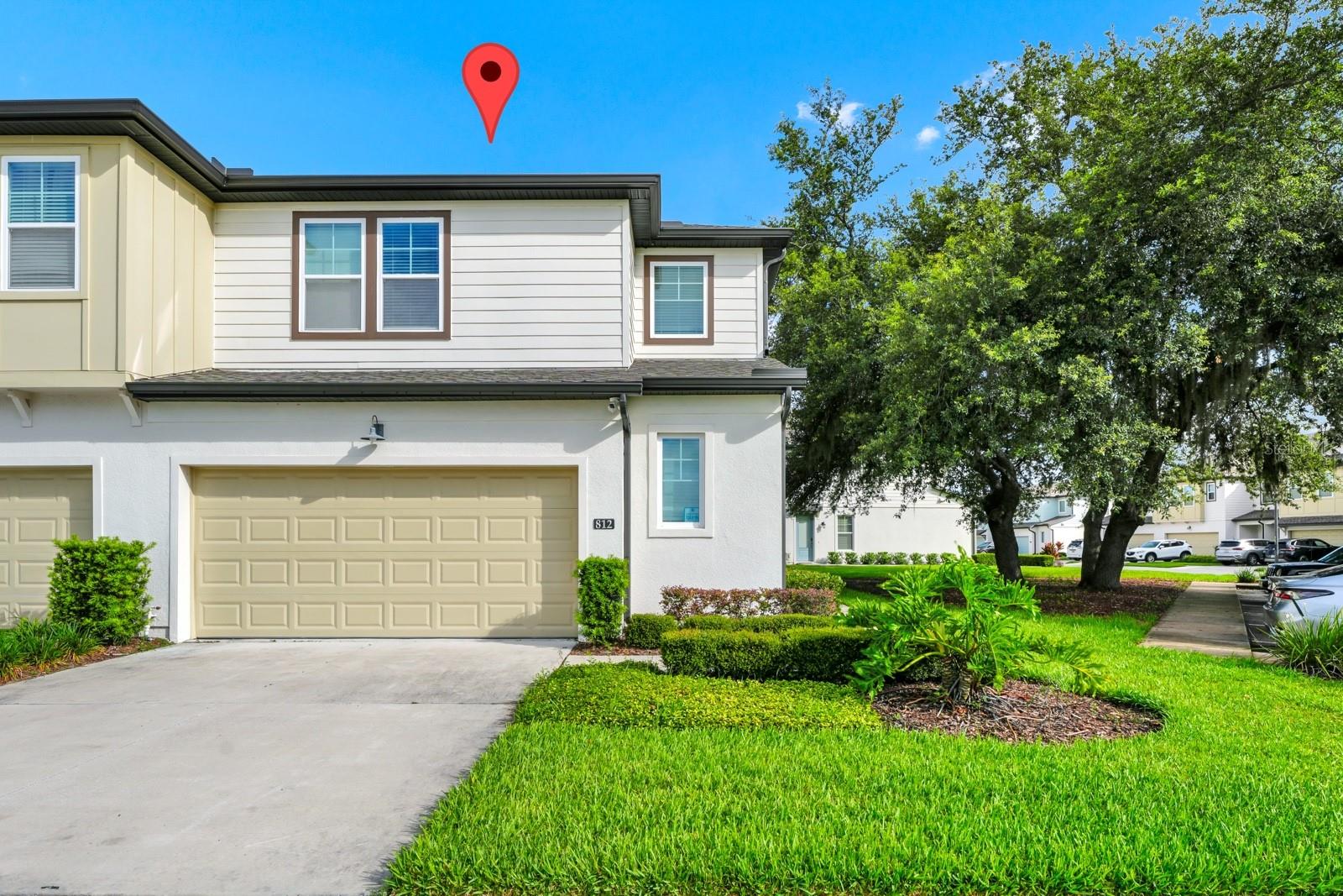 Listing photo 1 for 812 Benoi Dr