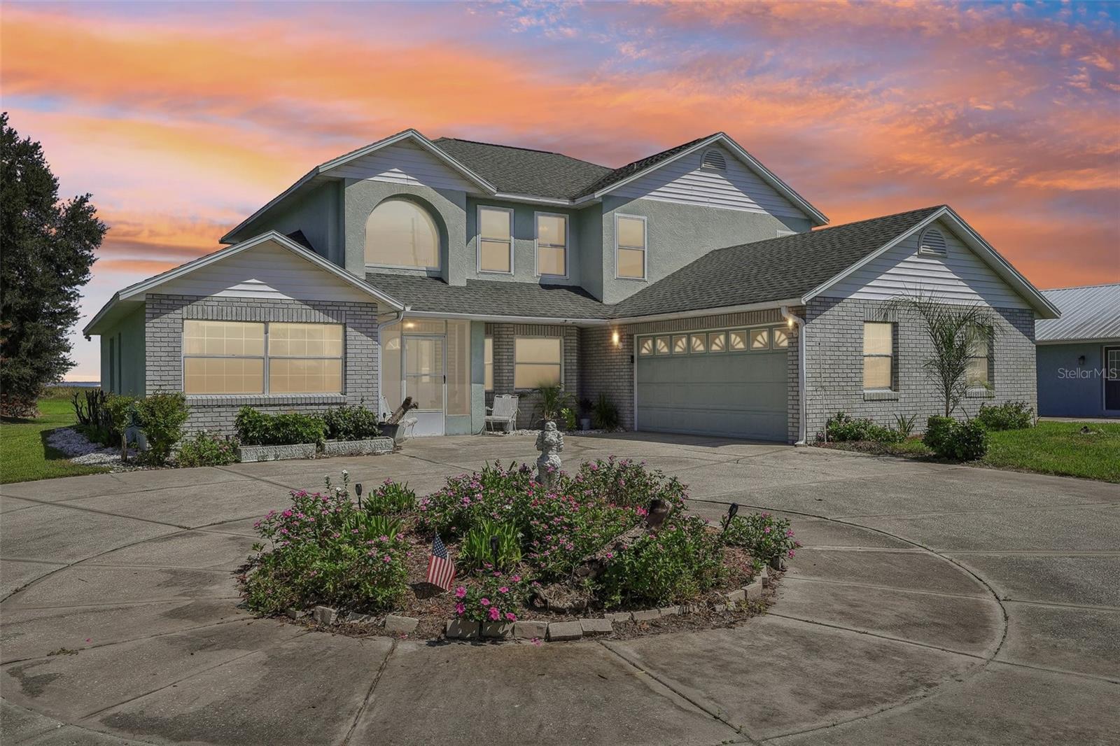 Listing photo for 3480 Lakeshore Blvd