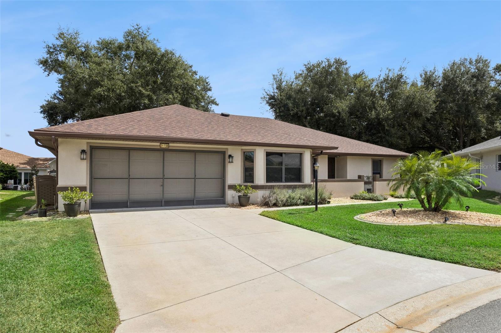 Listing photo 2 for 21736 Princess Grace Ct