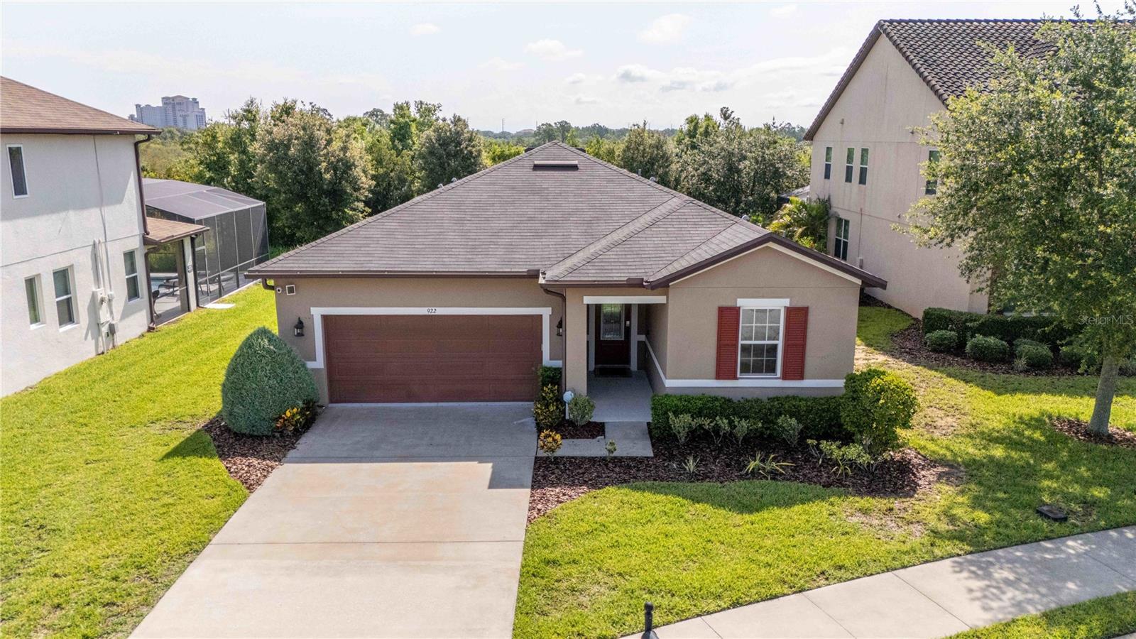 Listing photo for 922 Suffolk Pl
