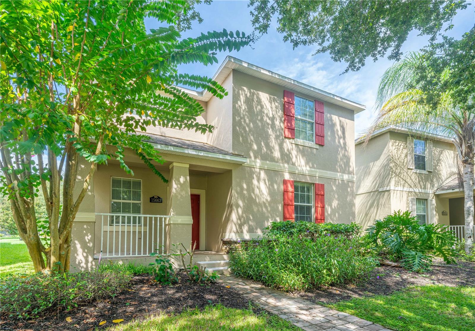 Listing photo 1 for 15663 Signature Dr