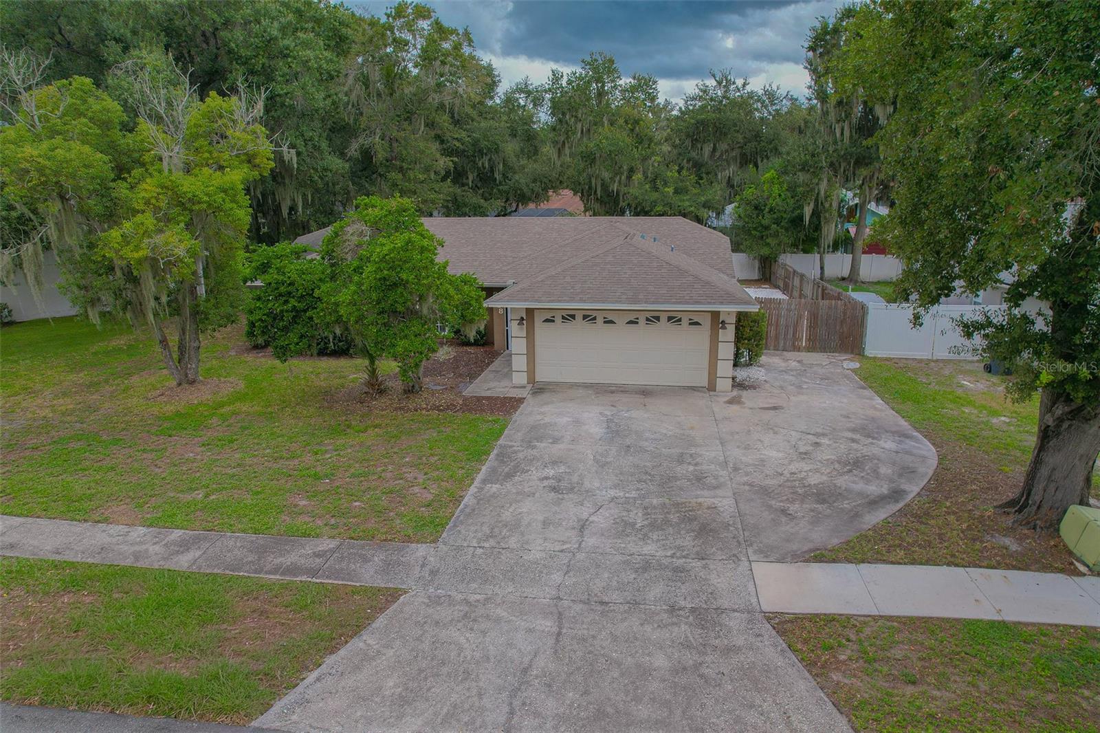 Listing photo 1 for 3488 Jade Ln