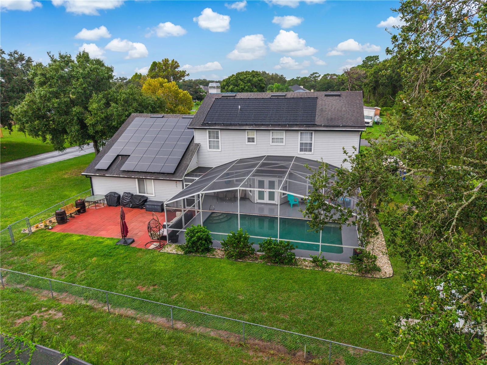 Listing photo 3 for 4105 Bob White Ct