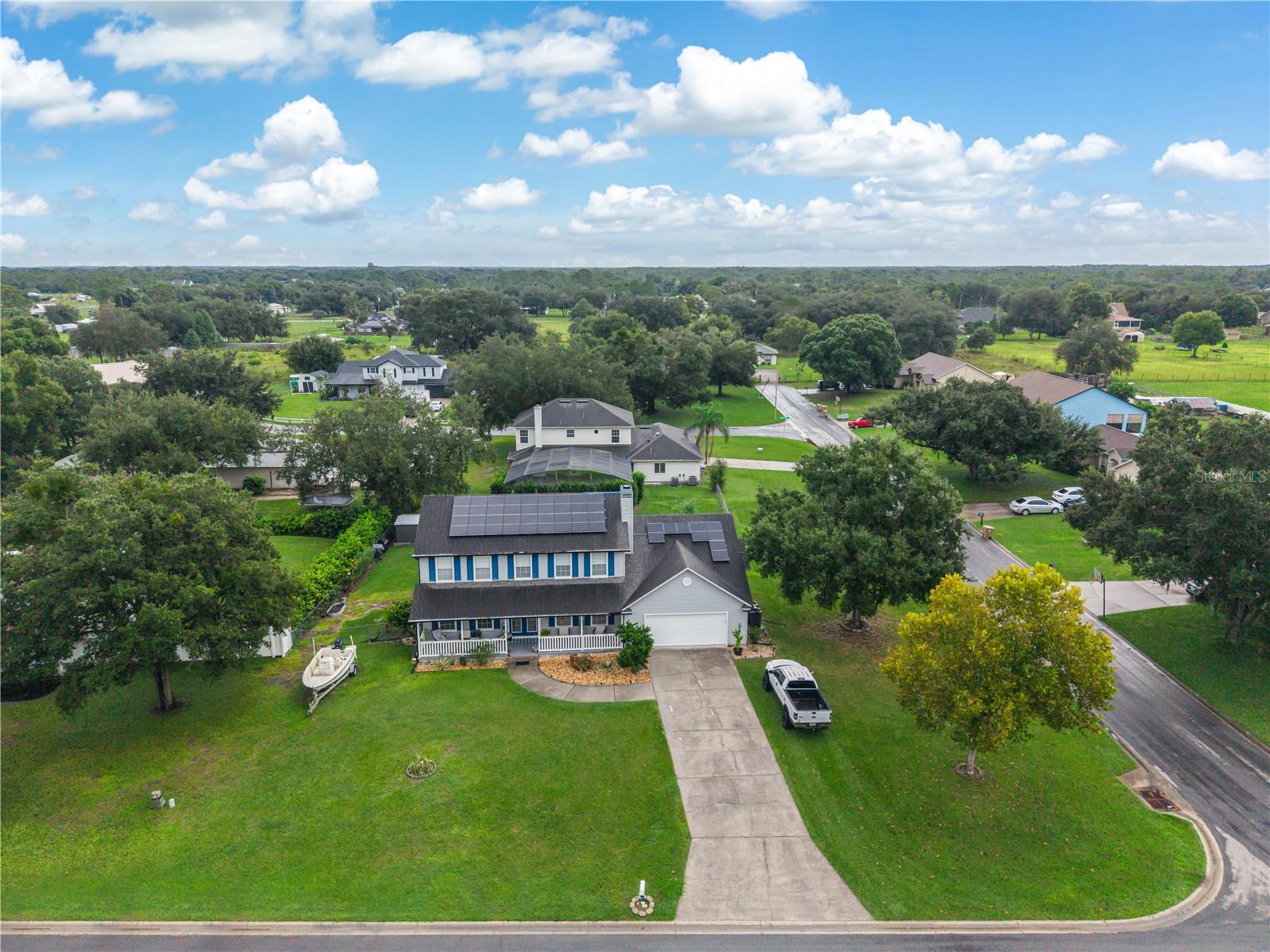 Listing photo 1 for 4105 Bob White Ct