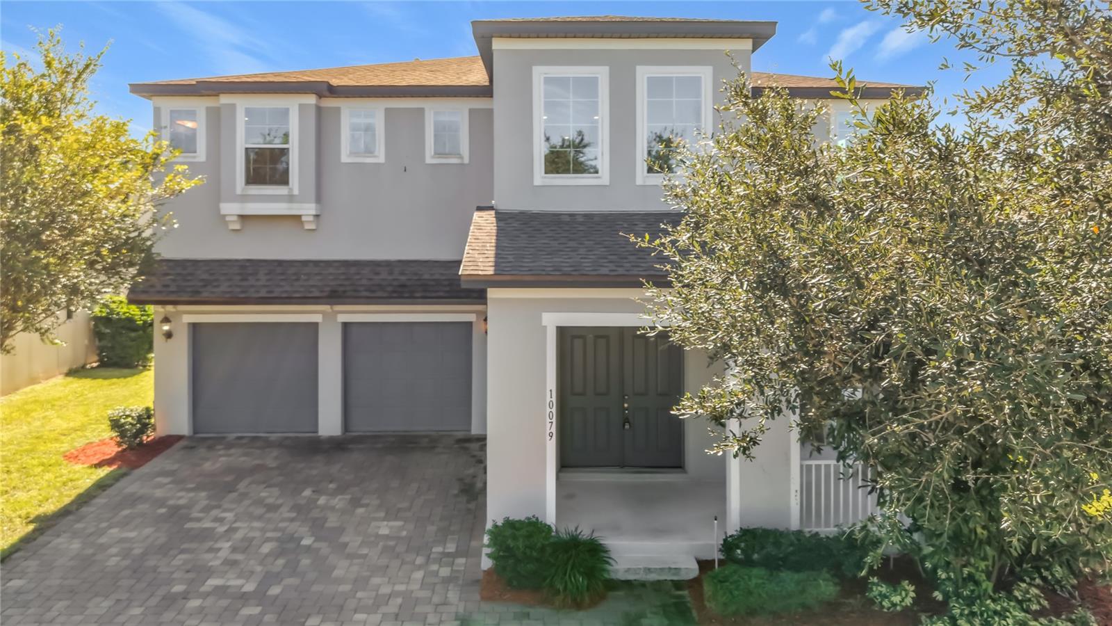Listing photo 3 for 10079 Austrina Oak Loop