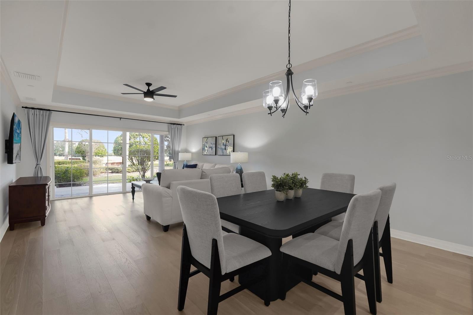 Listing photo 3 for 1102 Sunset View Cir #103