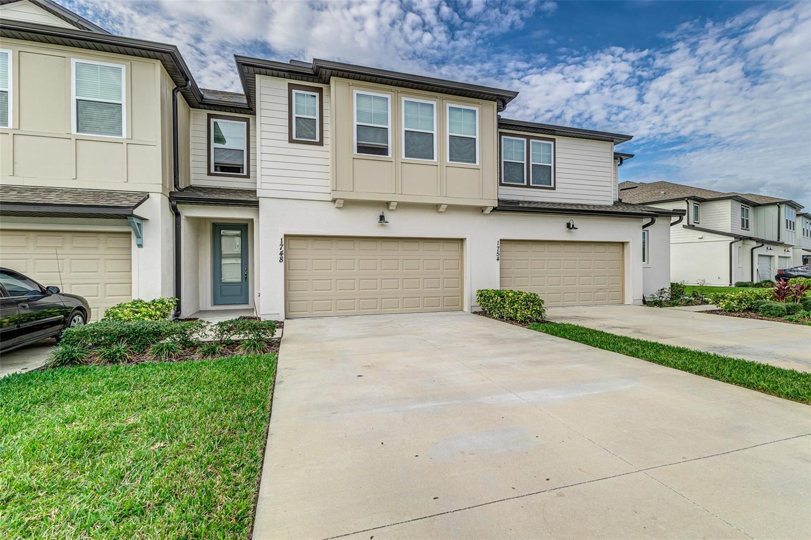 Listing photo 2 for 1748 Sanibel Dr