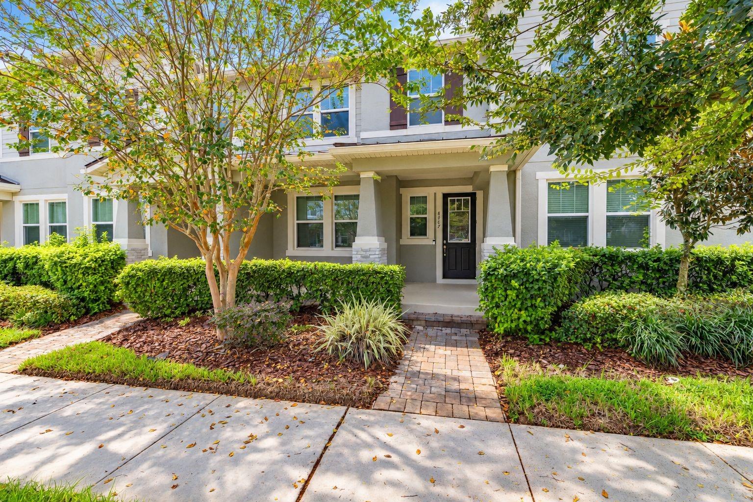 Listing photo for 8067 Glenlloyd Ave