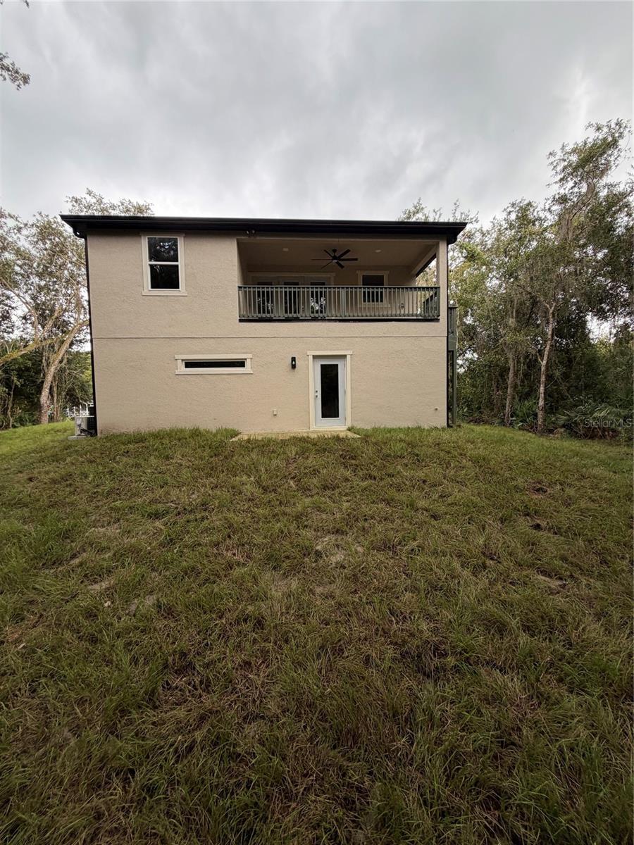 Listing photo 3 for 1784 Lake Harney Rd
