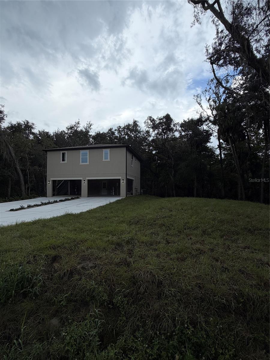 Listing photo 2 for 1784 Lake Harney Rd