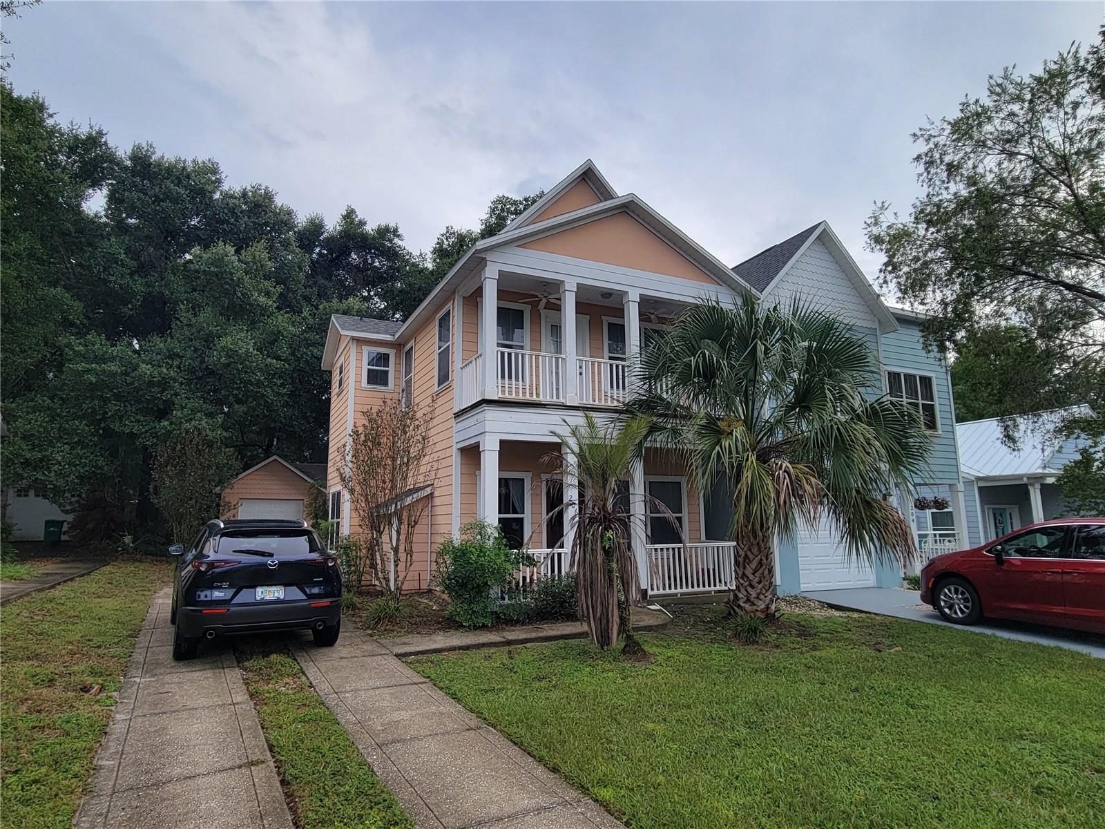 Listing photo 2 for 206 Fearon Ave