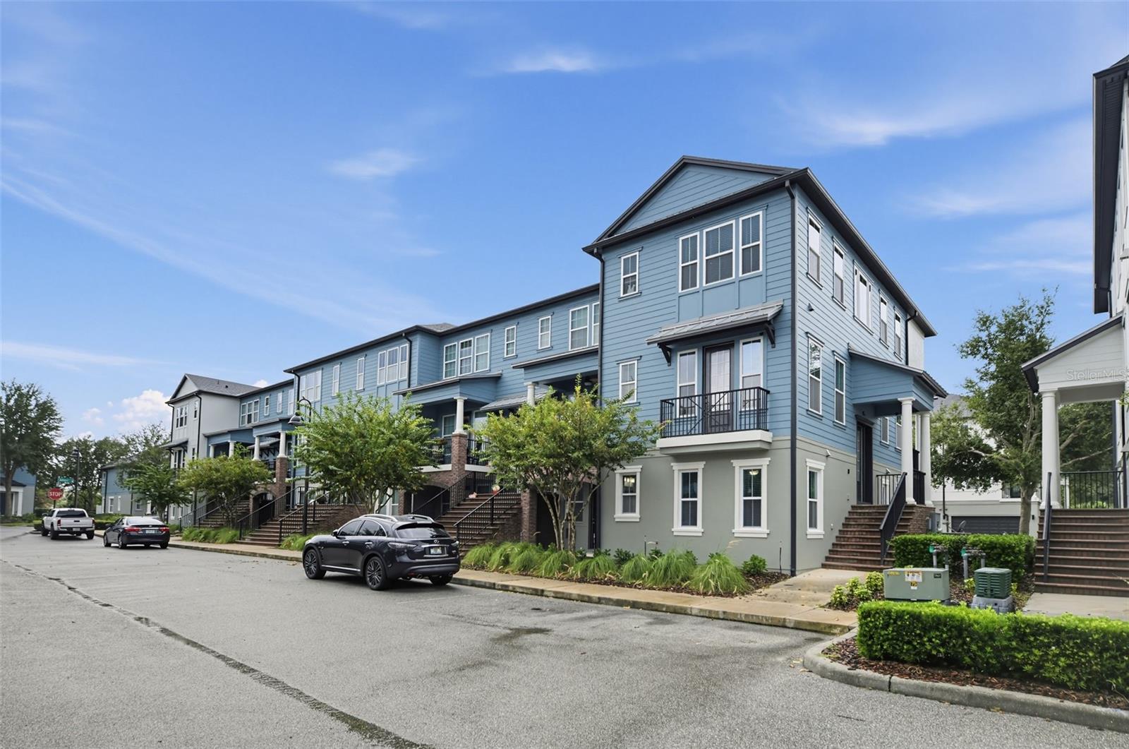 Listing photo 2 for 885 Taramundi Dr