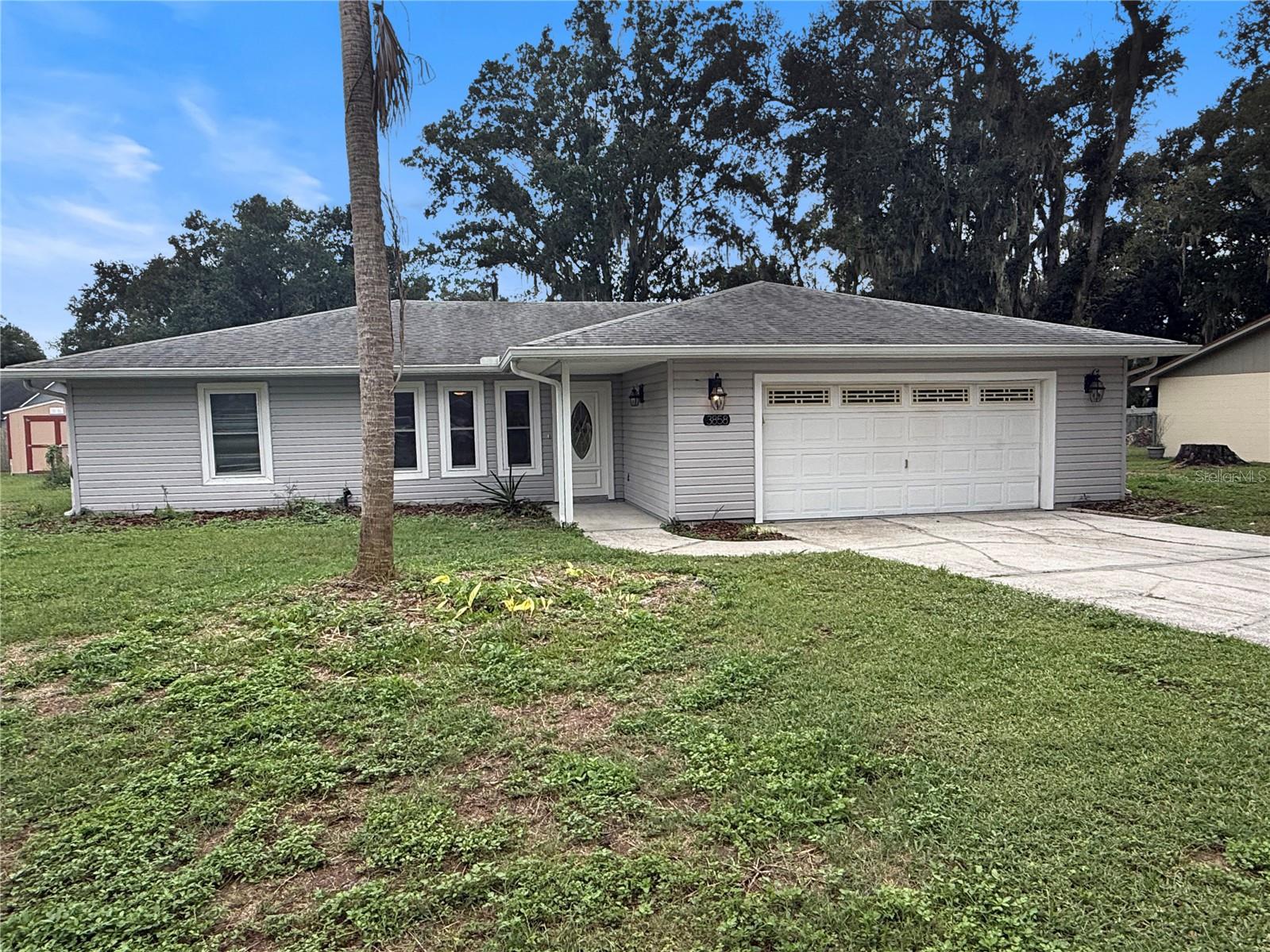 Listing photo 1 for 3858 Garnet Dr