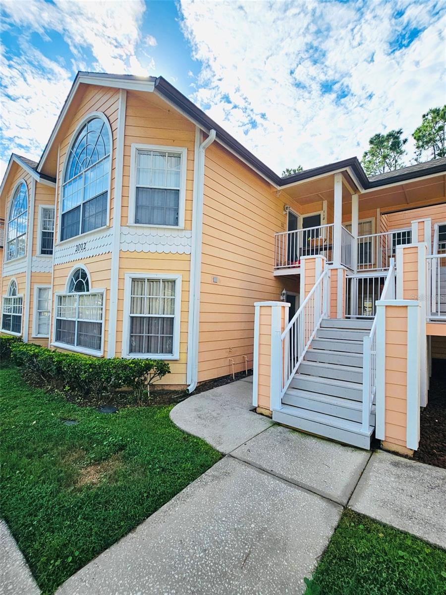 Listing photo 2 for 2012 Royal Bay Blvd #118