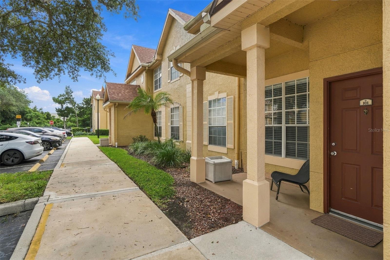 Listing photo 3 for 822 Grand Regency Pt #201