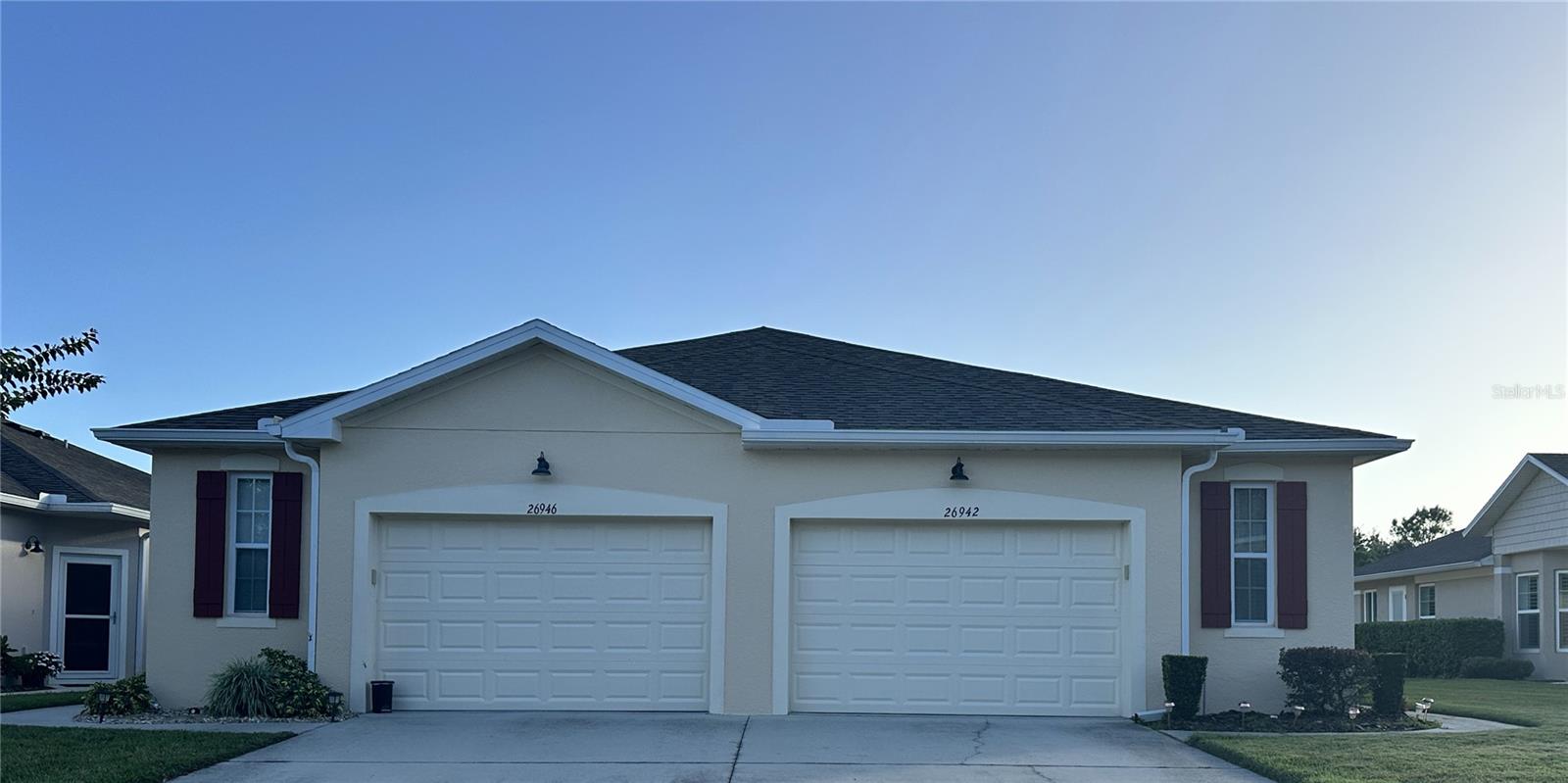 Listing photo for 26942 White Plains Way