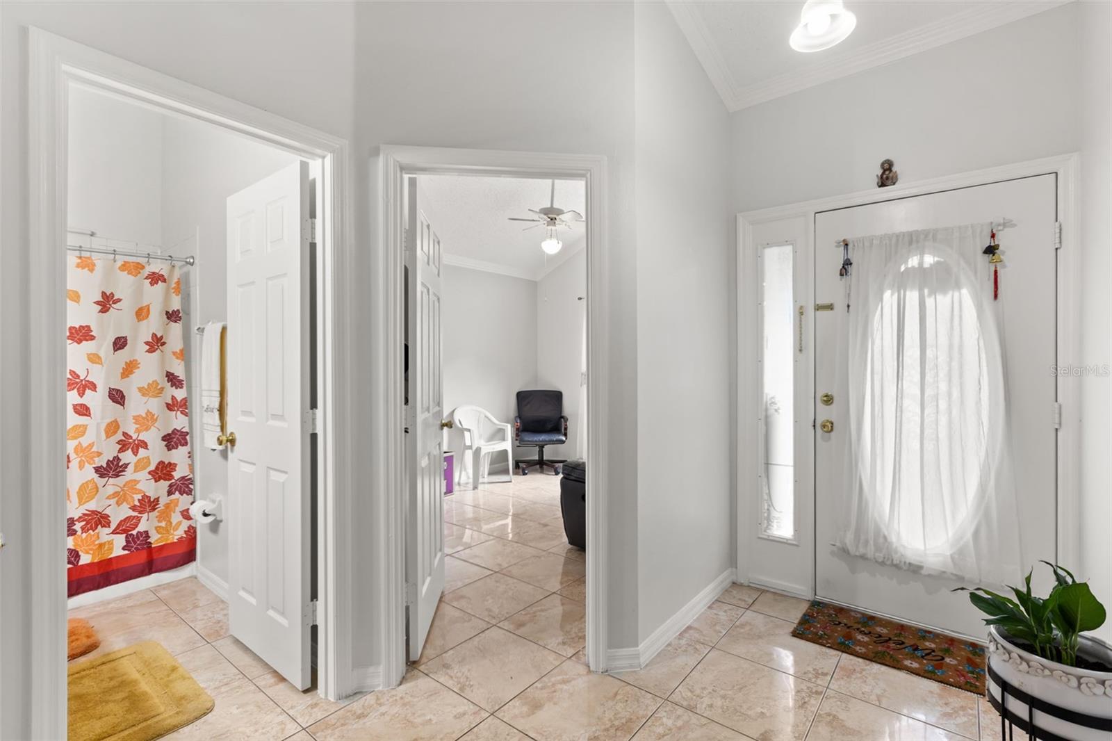 Listing photo 3 for 1126 Woodflower Way