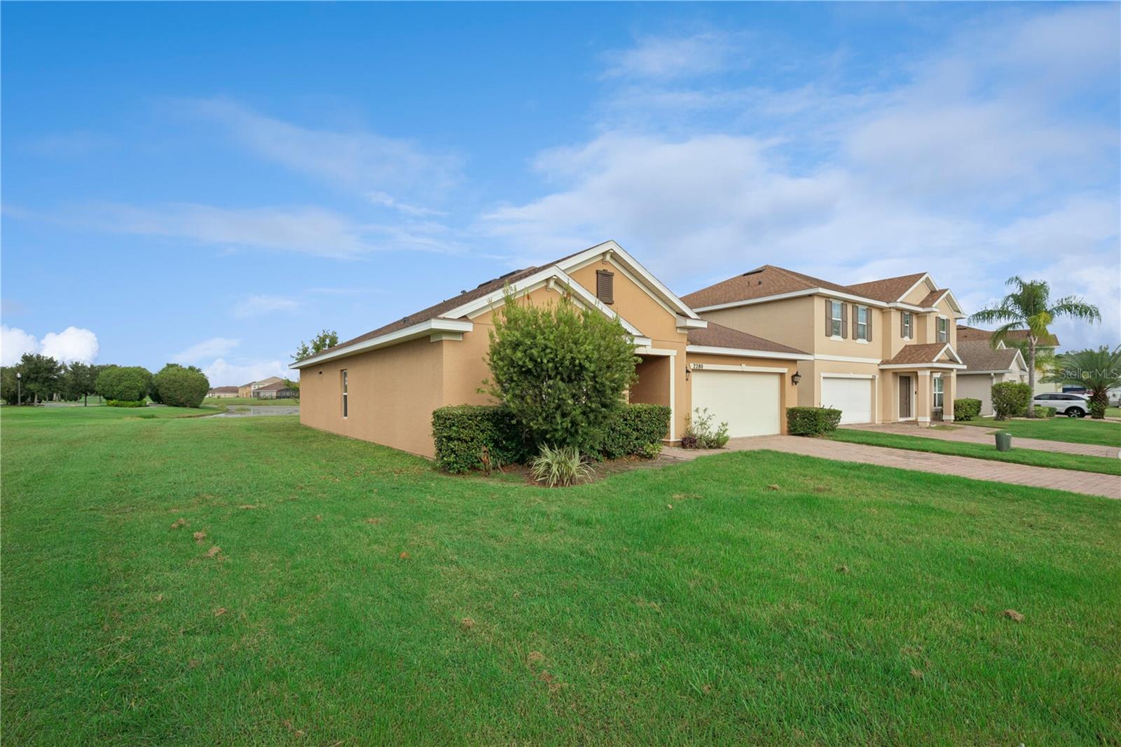 Listing photo 1 for 2280 Sheboygan Pl