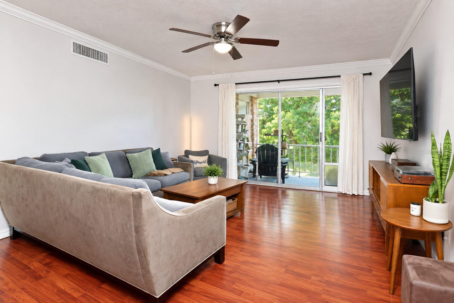 Listing photo 3 for 4386 Lake Underhill Rd #20c7