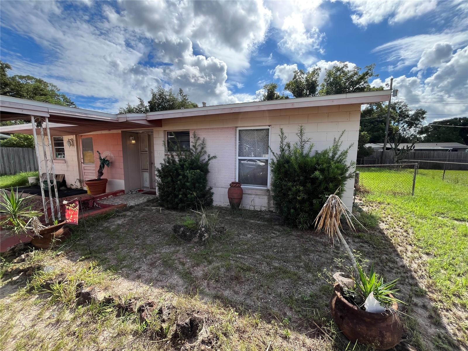Listing photo 2 for 141 N Edgemon Ave