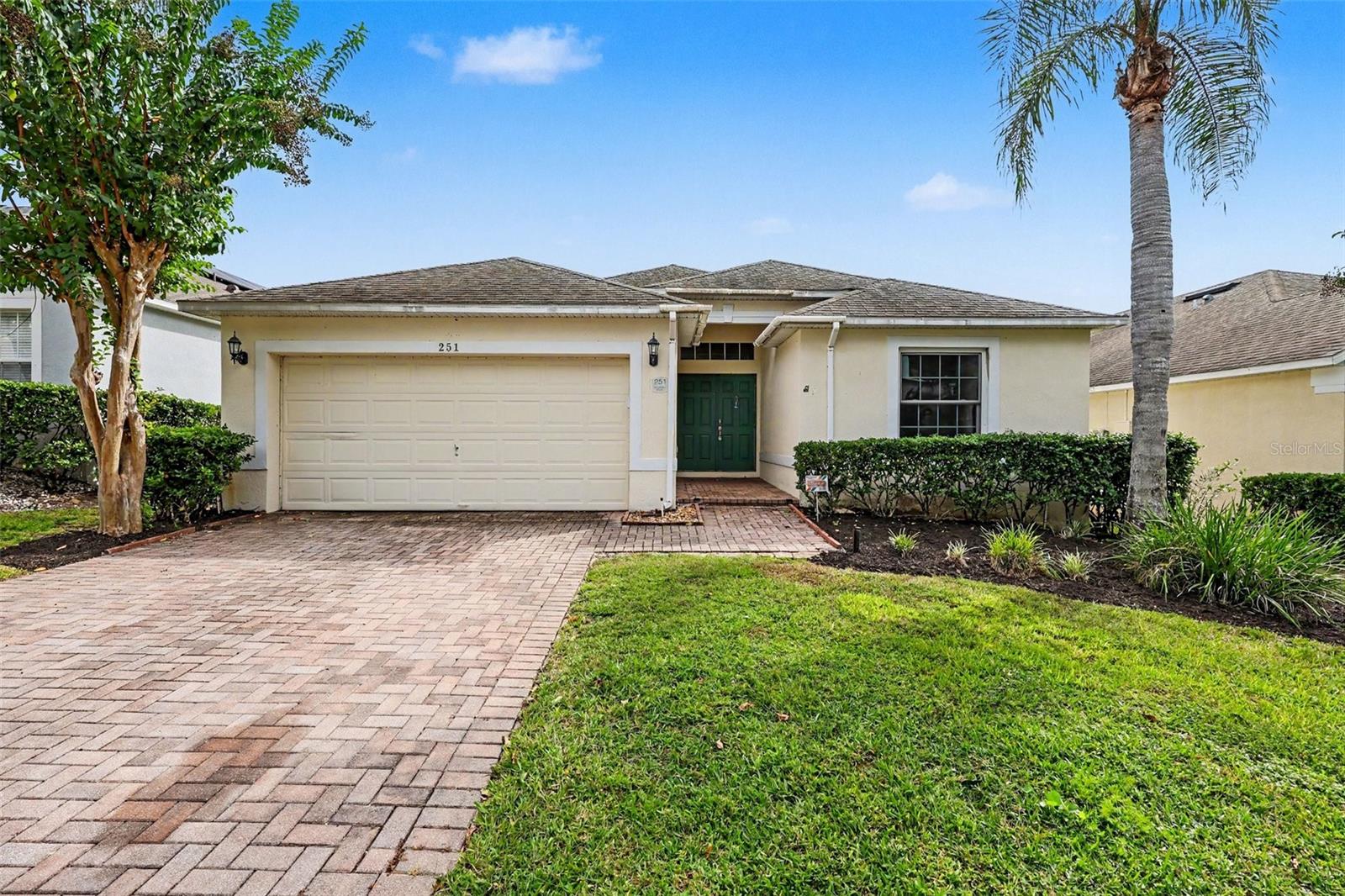 Listing photo for 251 Kensington Dr
