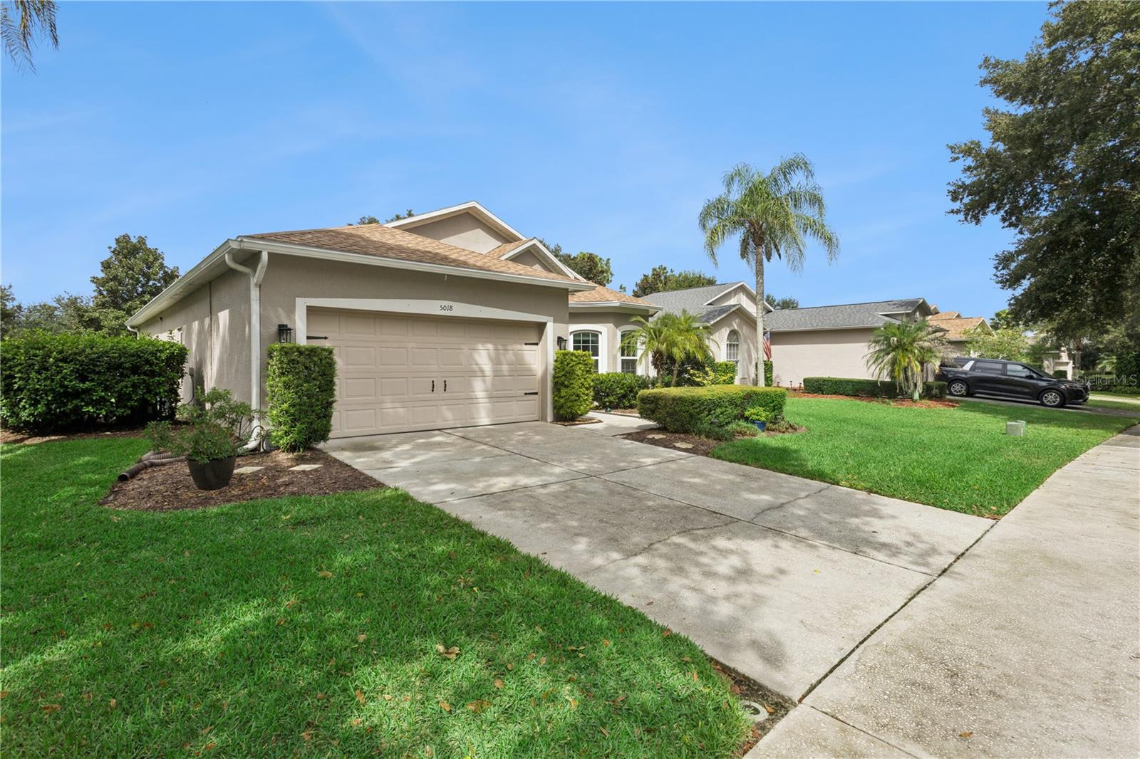 Listing photo 2 for 5018 Tempic Dr