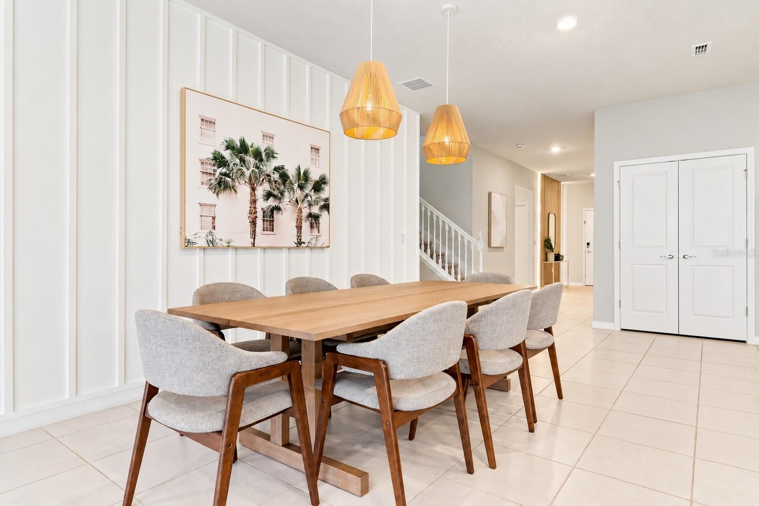 Listing photo 3 for 4197 Lana Avenue