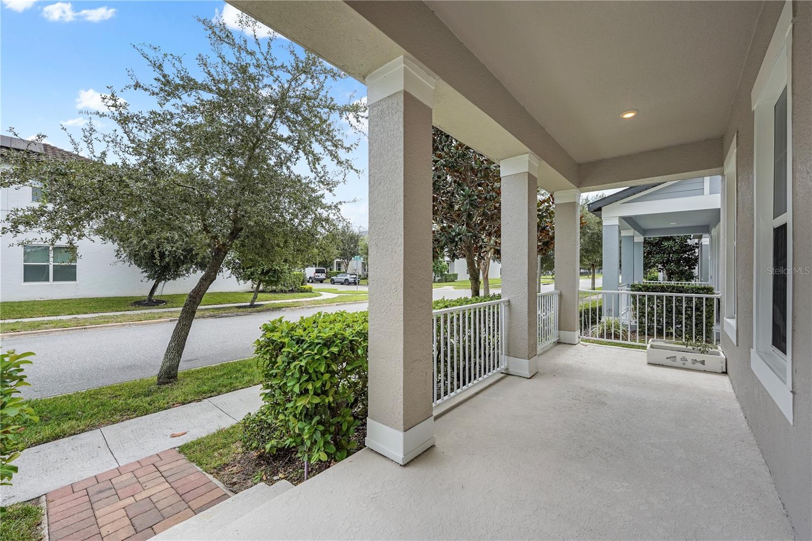 Listing photo 3 for 9936 Pallida Hickory Way