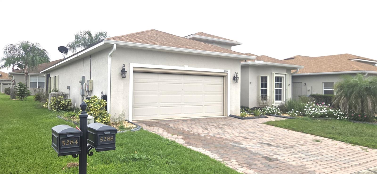 Listing photo 2 for 5288 Green Dr