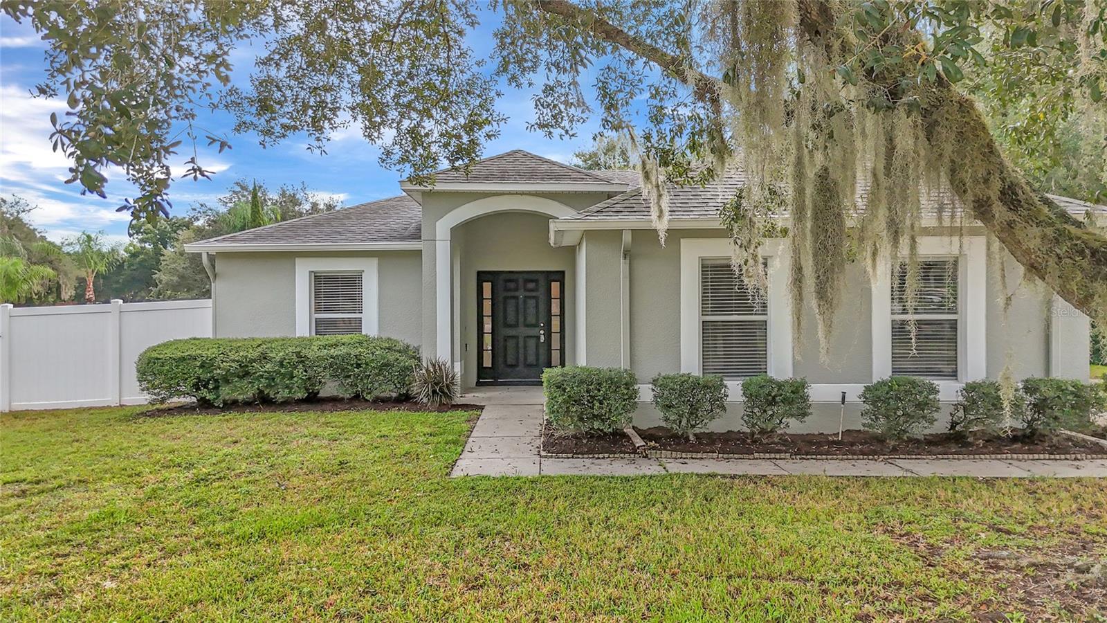 Listing photo for 2073 Hayfield Way