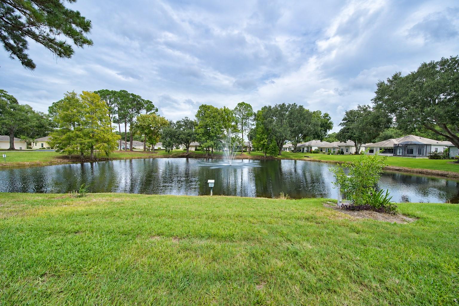 Listing photo 1 for 136 Juniper Way