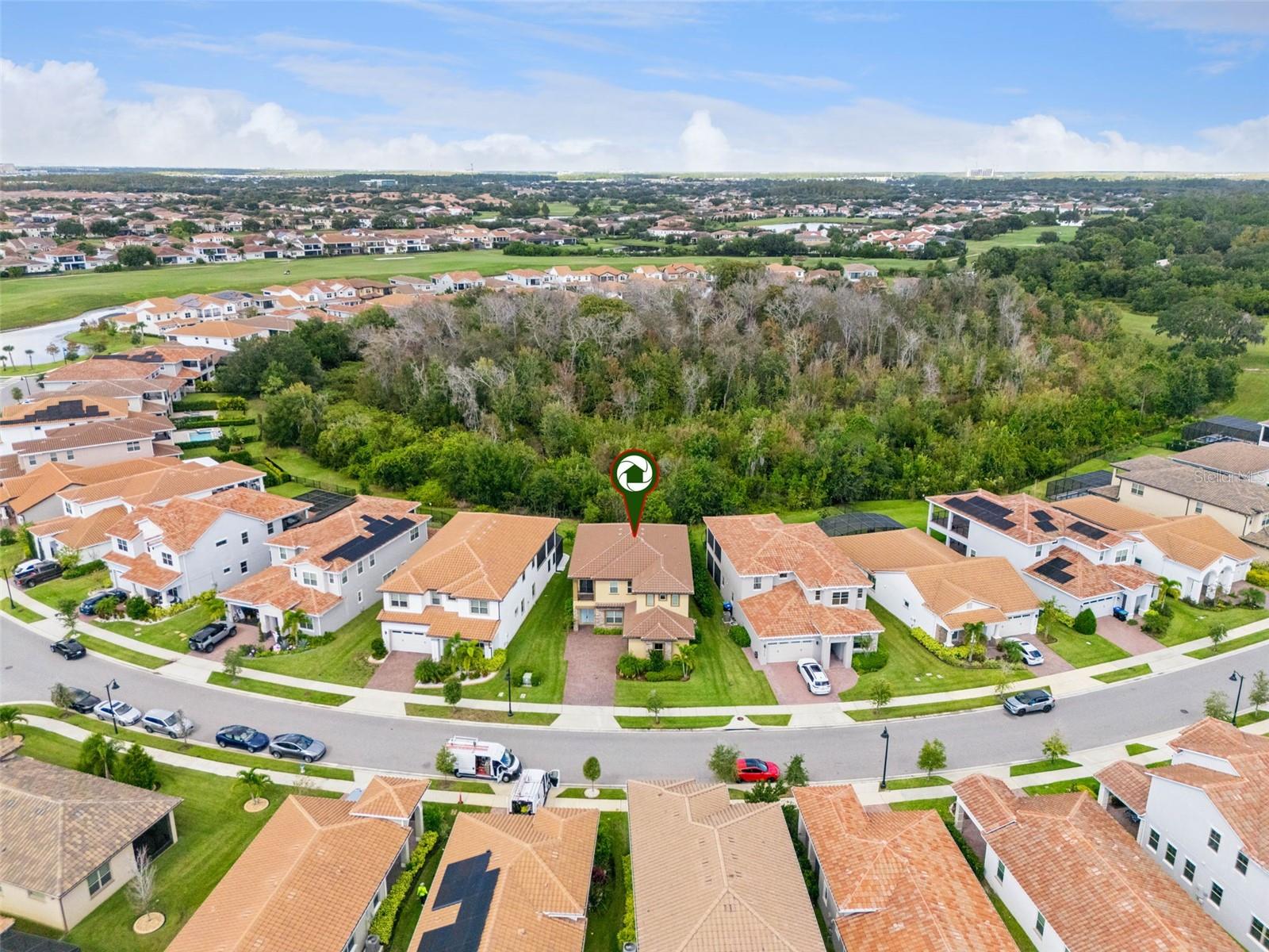 Listing photo 2 for 13169 Bromborough Dr