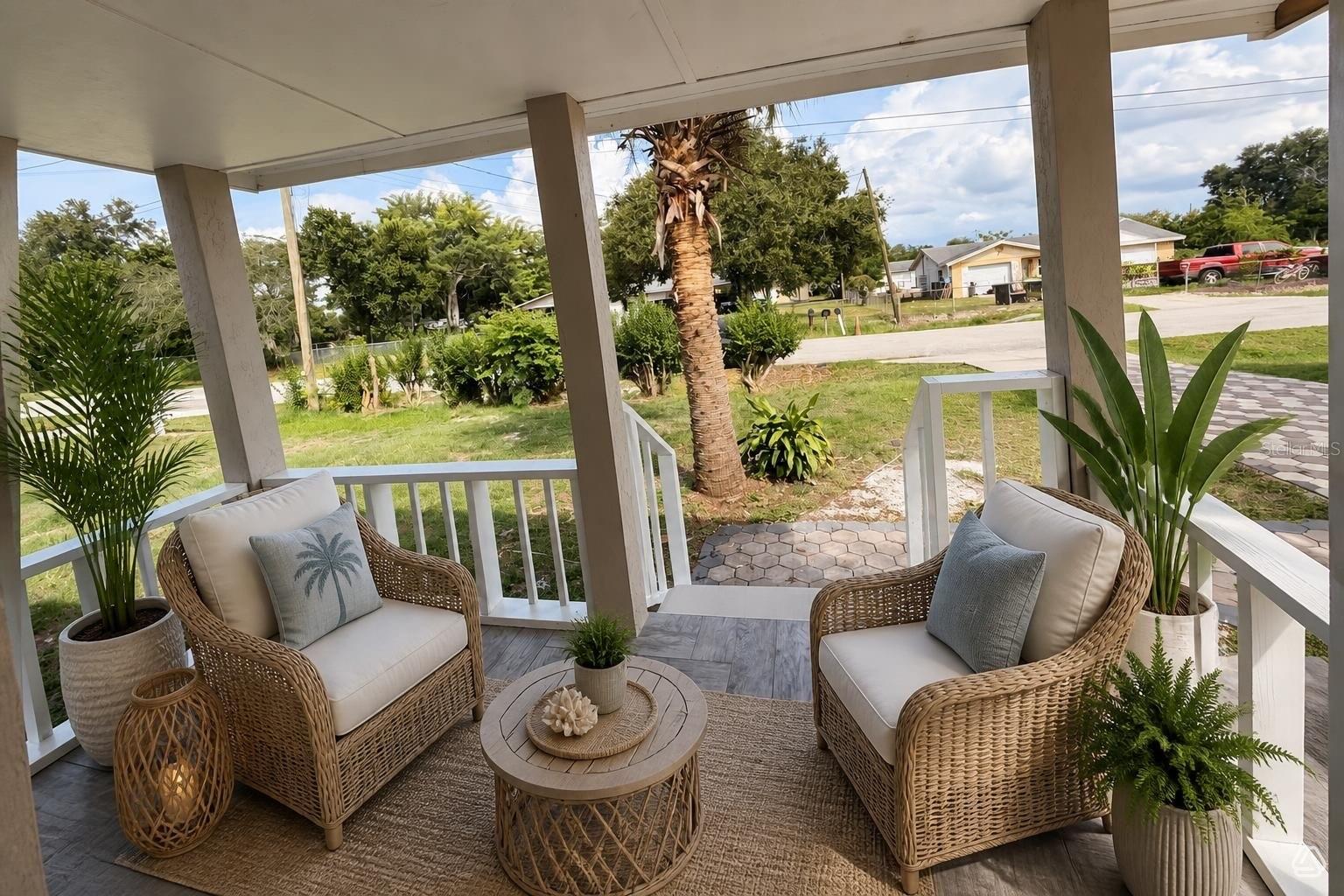 Listing photo 3 for 430 3rd St