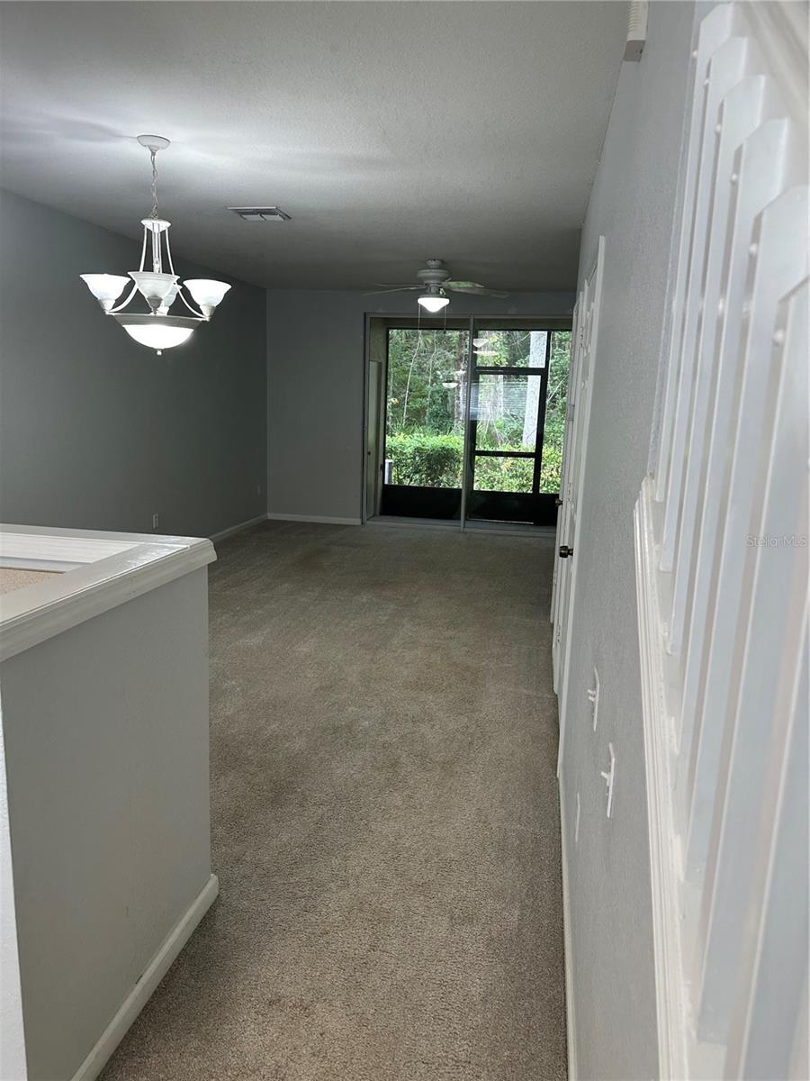 Listing photo 2 for 766 Shropshire Loop