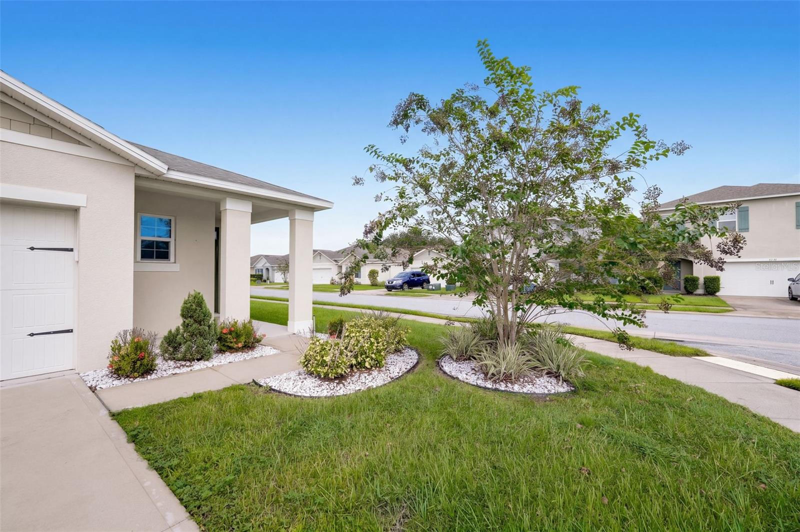 Listing photo 2 for 2415 Brassie Ct