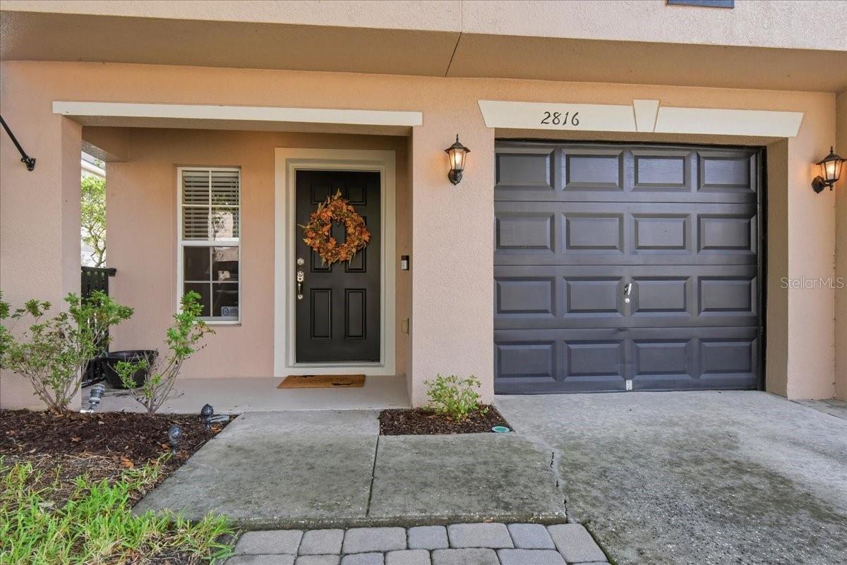 Listing photo 3 for 2816 Cliffe Ct